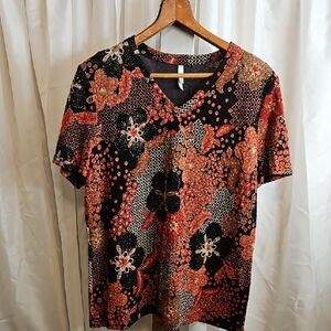 White Stag Multicolor Geometric Pattern Top Sz L